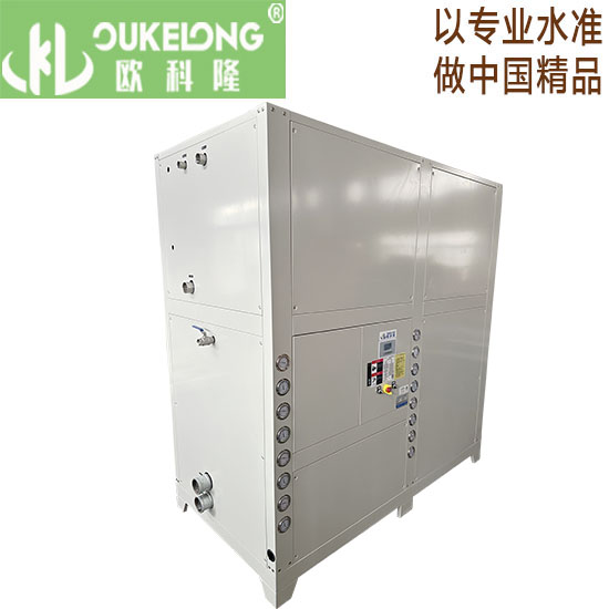 40匹水冷箱式冷水机（8机头）